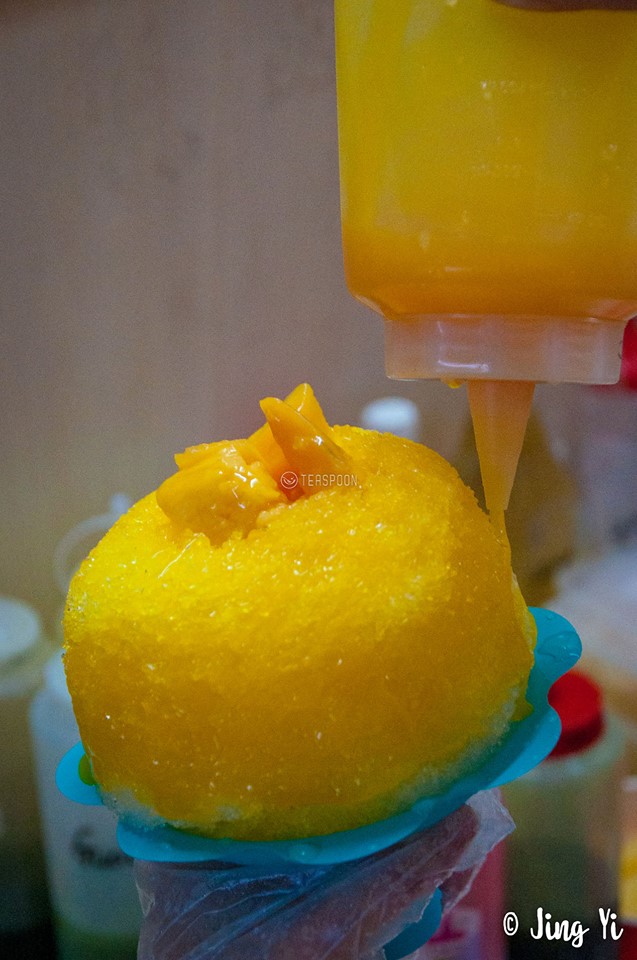 Hawaiian Mango Shaved Ice in the Kuching Summer 11