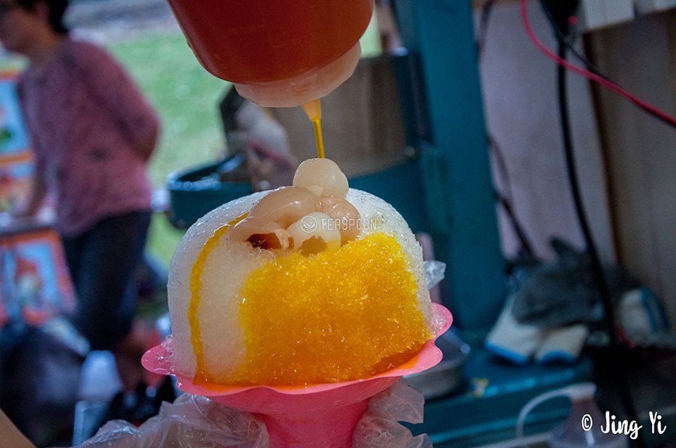Hawaiian Mango Shaved Ice in the Kuching Summer 8