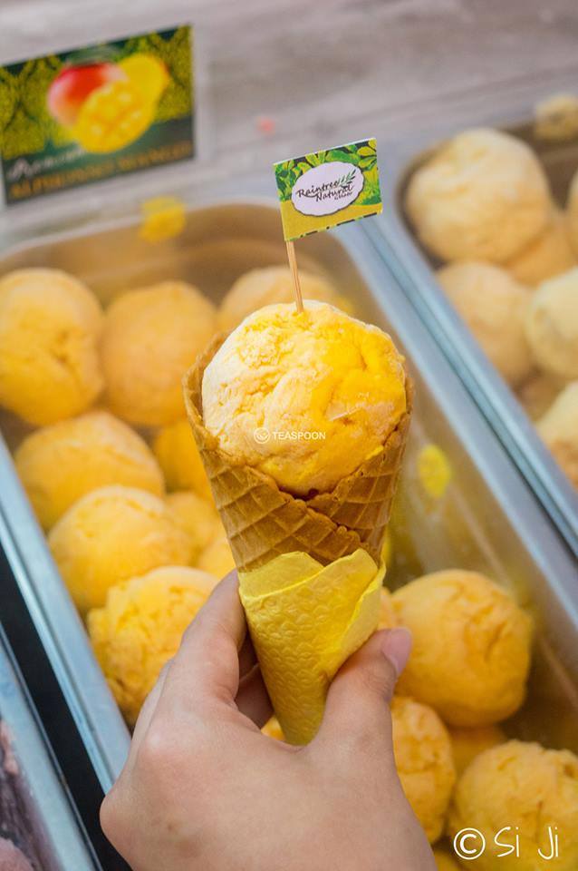 Musang King Mantou with CREAMY Durian Filling 15