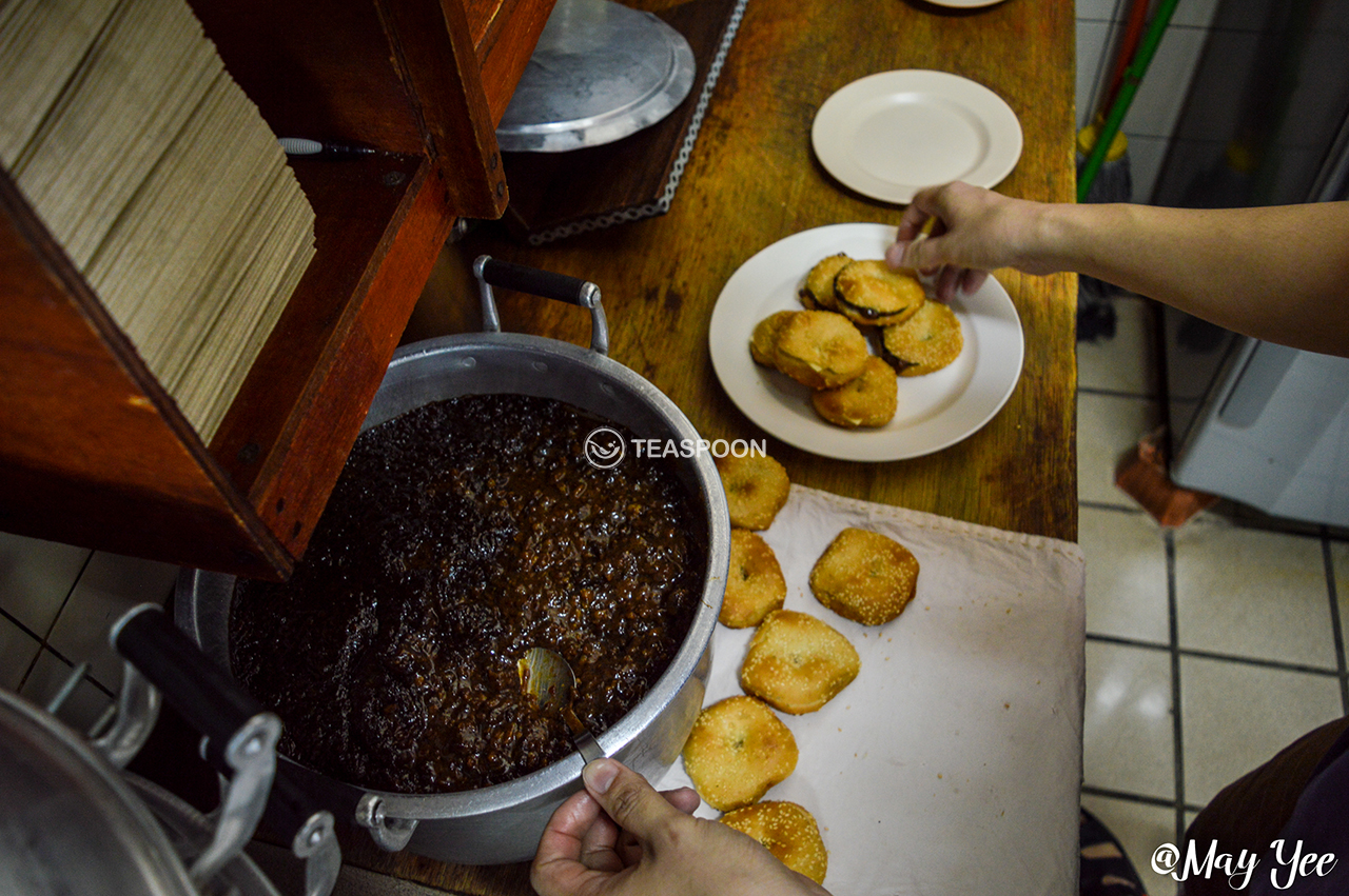 LUNCH Song Kheng Hai RIHGA STALL GONG PIA MAKING (6)