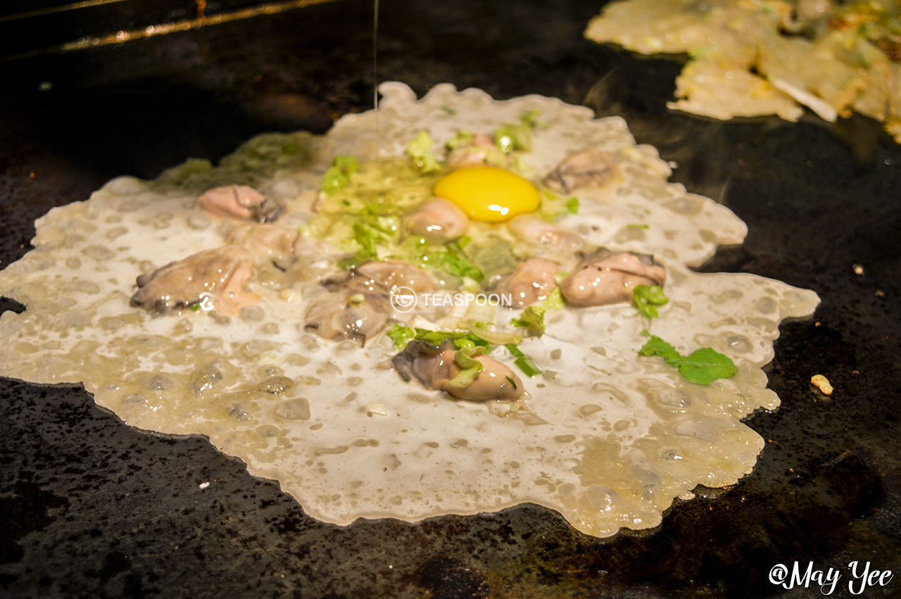 SUPPER 101 OYSTER OMELETTE STALL SPECIAL OYSTER OMELETTE MAKING