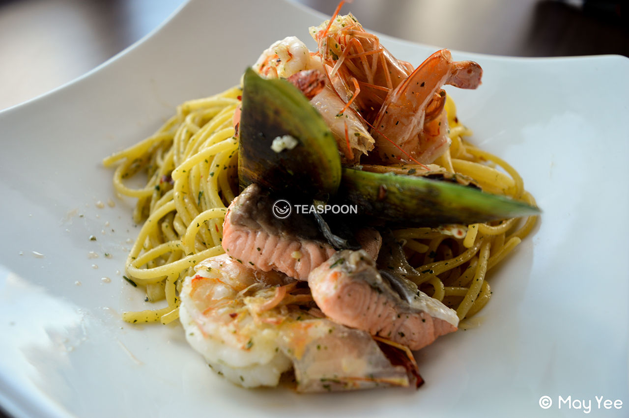 Seafood aglio olio (4)