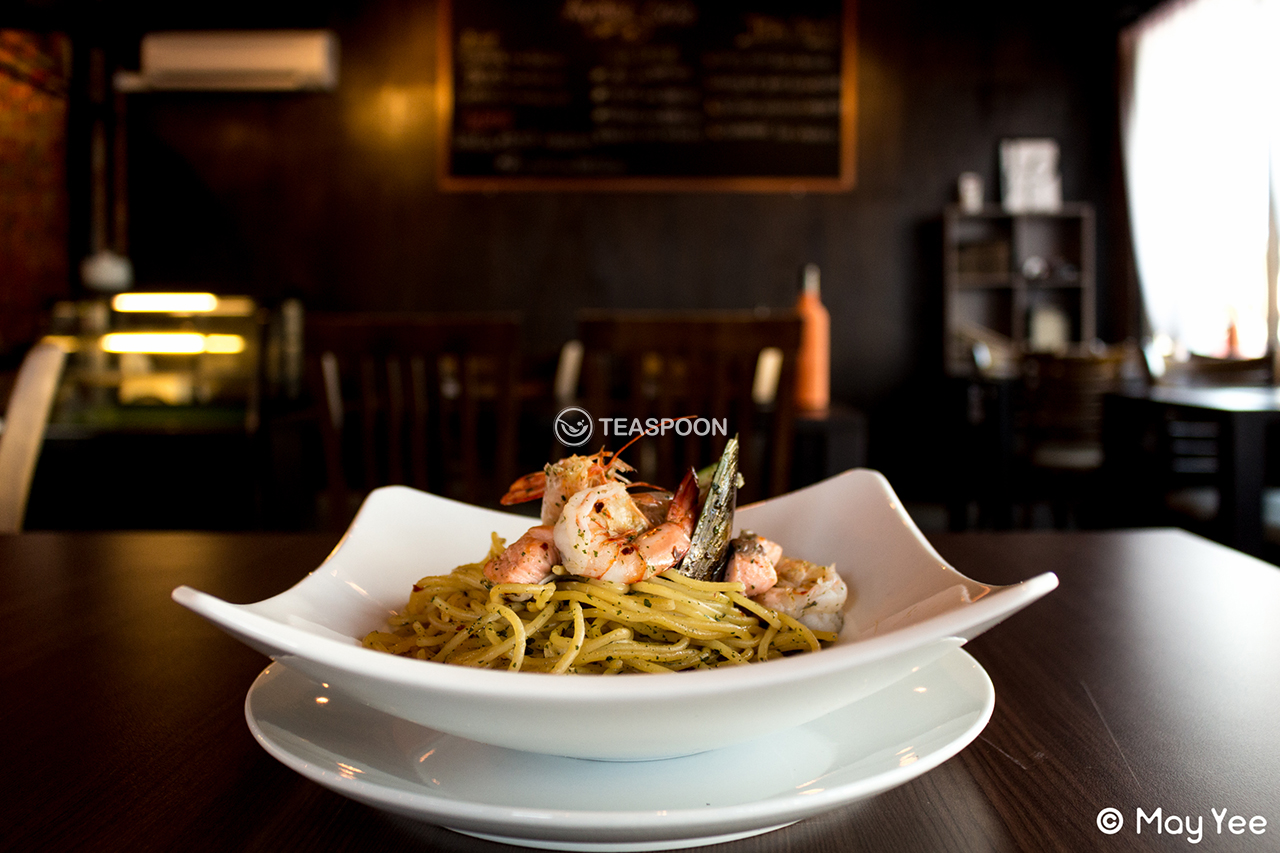 Seafood aglio olio (7)