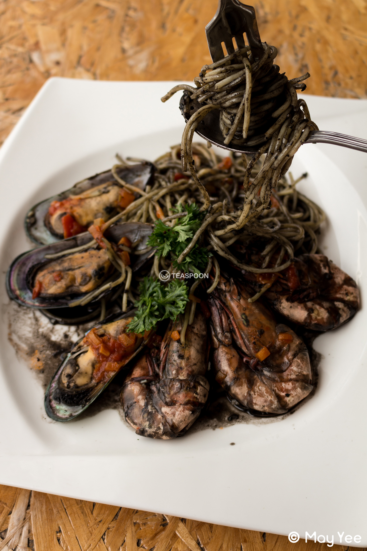 [Squid Ink Seafood Pasta] (2)