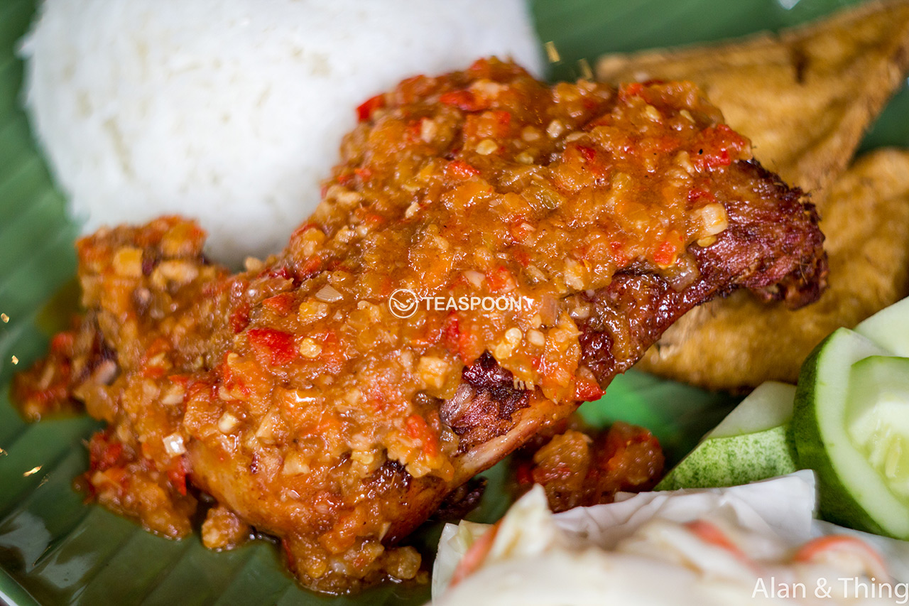 main-dish-ayam-penyet-sambal-tomato-(2)