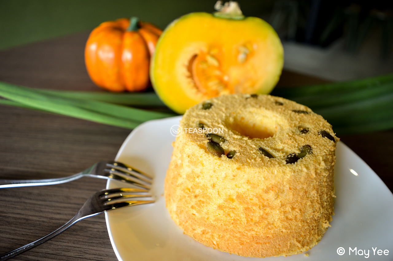 Pumpkin Chiffon Cake (2)