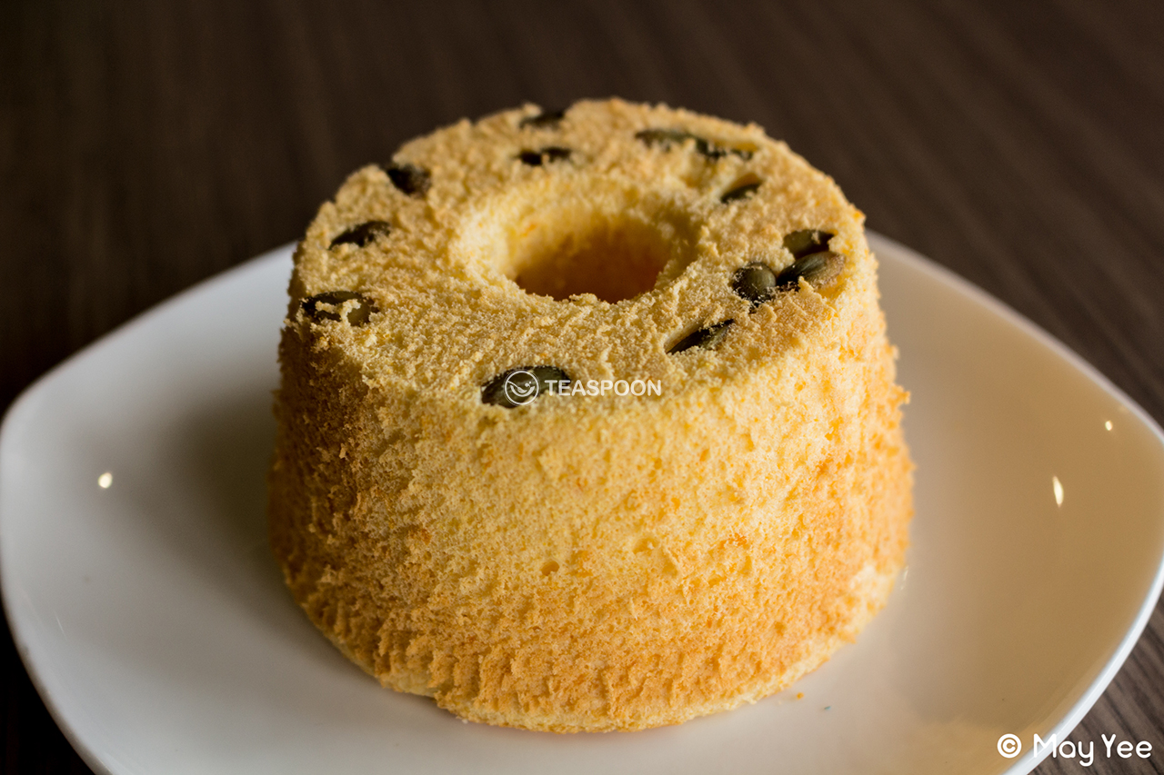 Pumpkin Chiffon Cake (6)