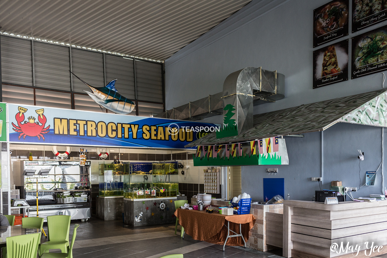 Interior fish tank place