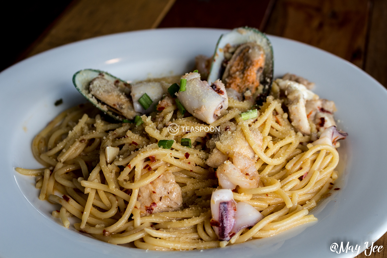 Seafood Aglio Olio (2)