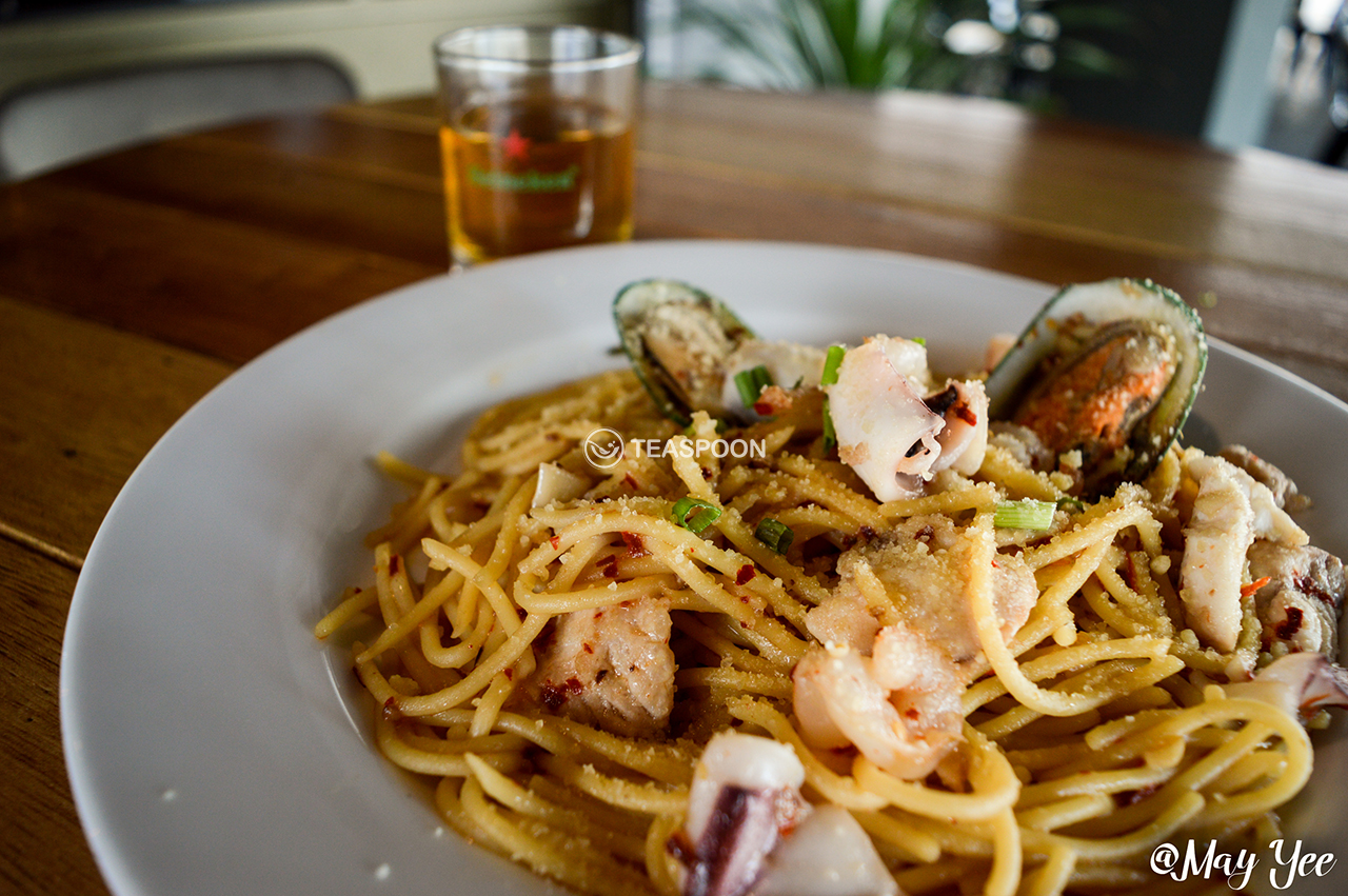 Seafood Aglio Olio