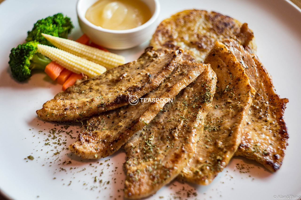Grilled Pork Belly Ribs with Apple Sauce (7)