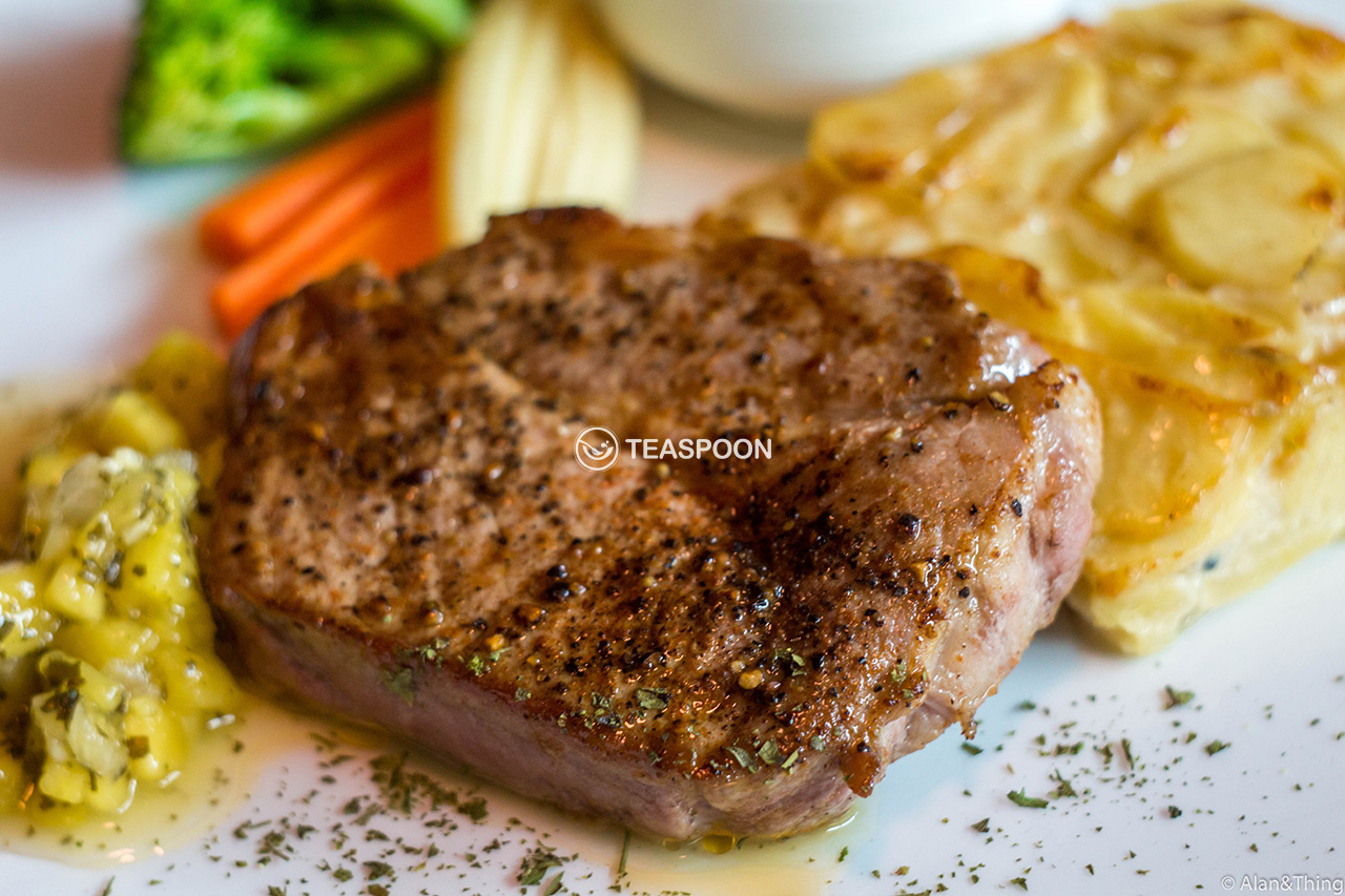 Grilled Pork Neck Steak (4)