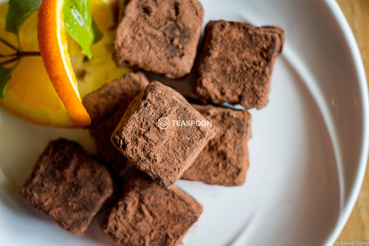 Homemade Chocolate Truffles (11)