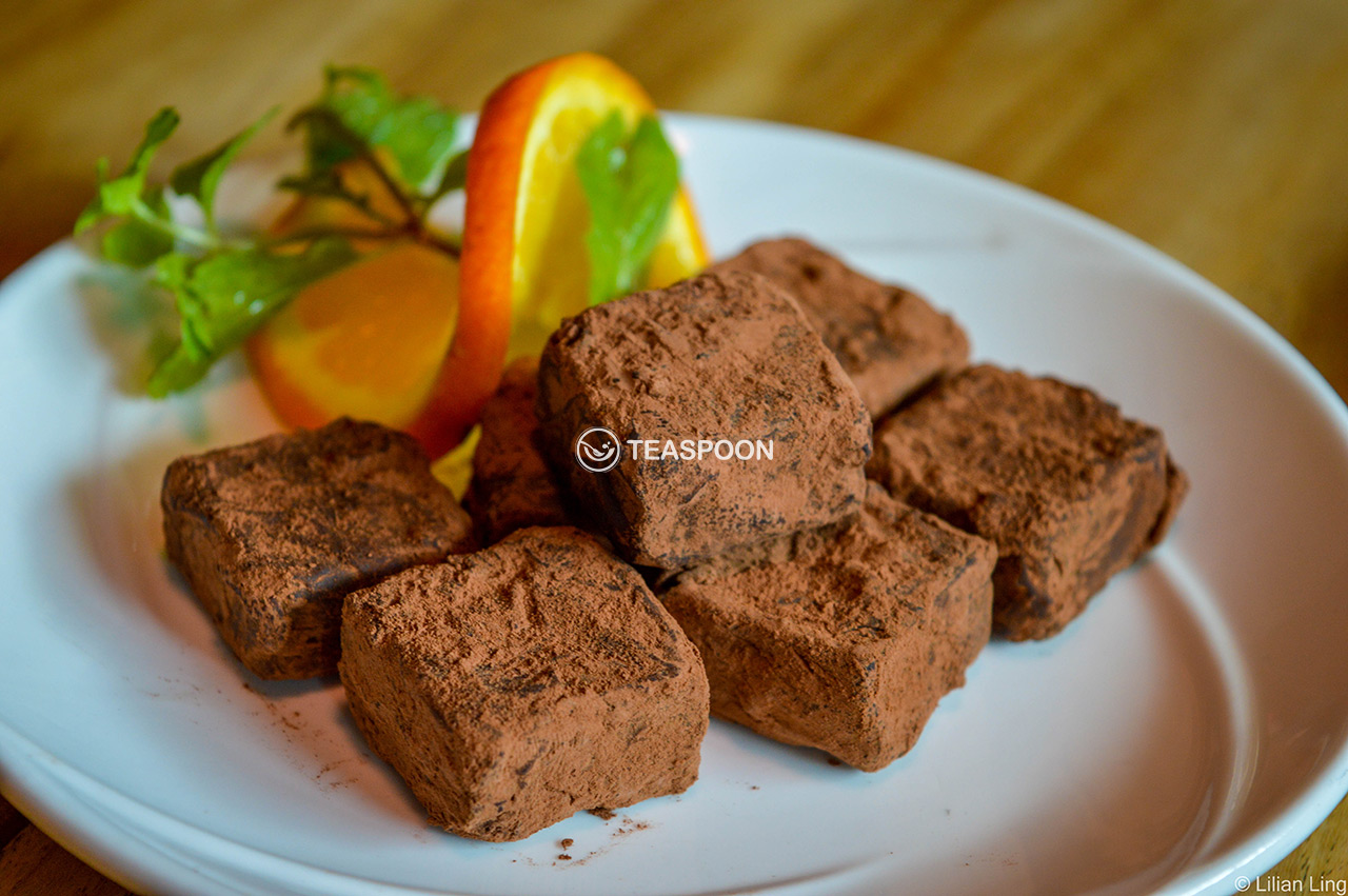 Homemade Chocolate Truffles (6)