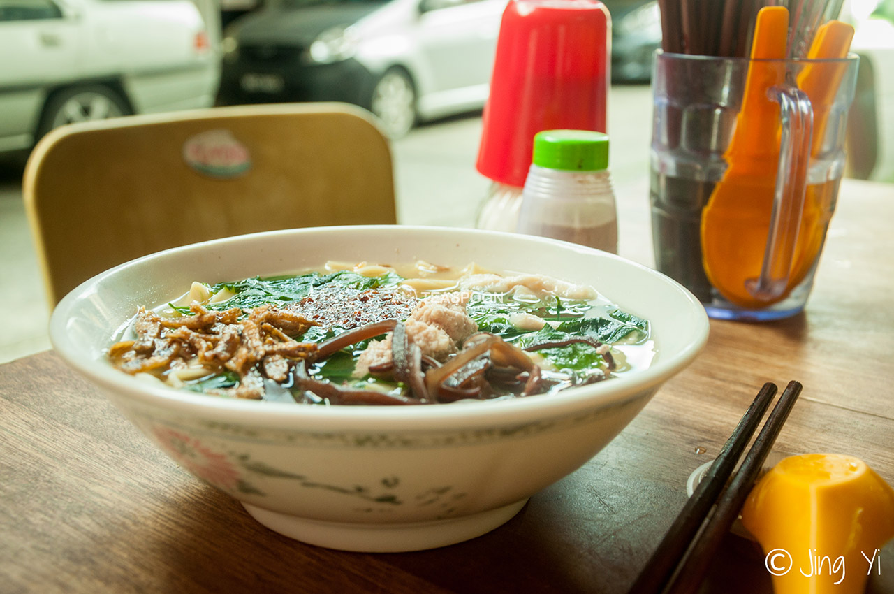 Pan mee soup (3)