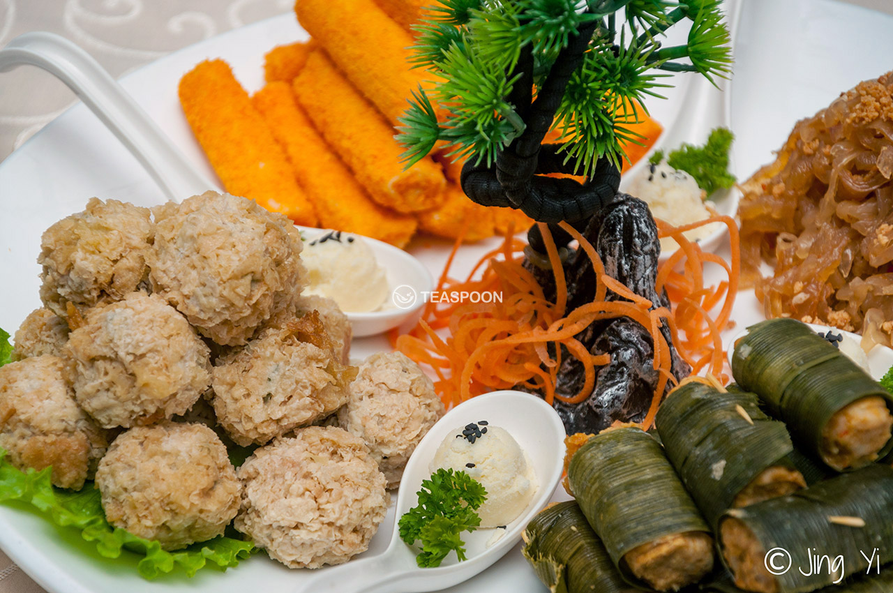 Cold plate (12)
