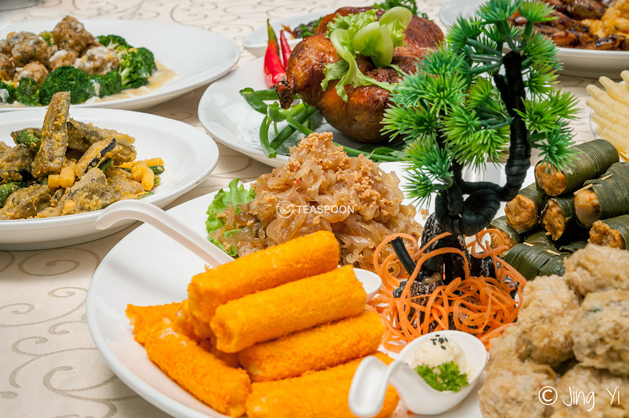 Cold plate (19)
