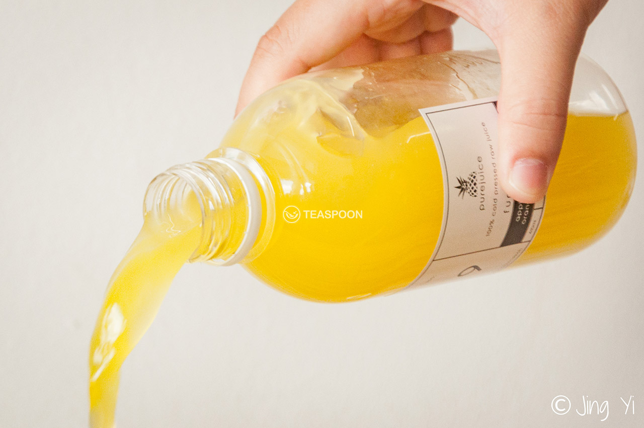 Juice pouring (5)