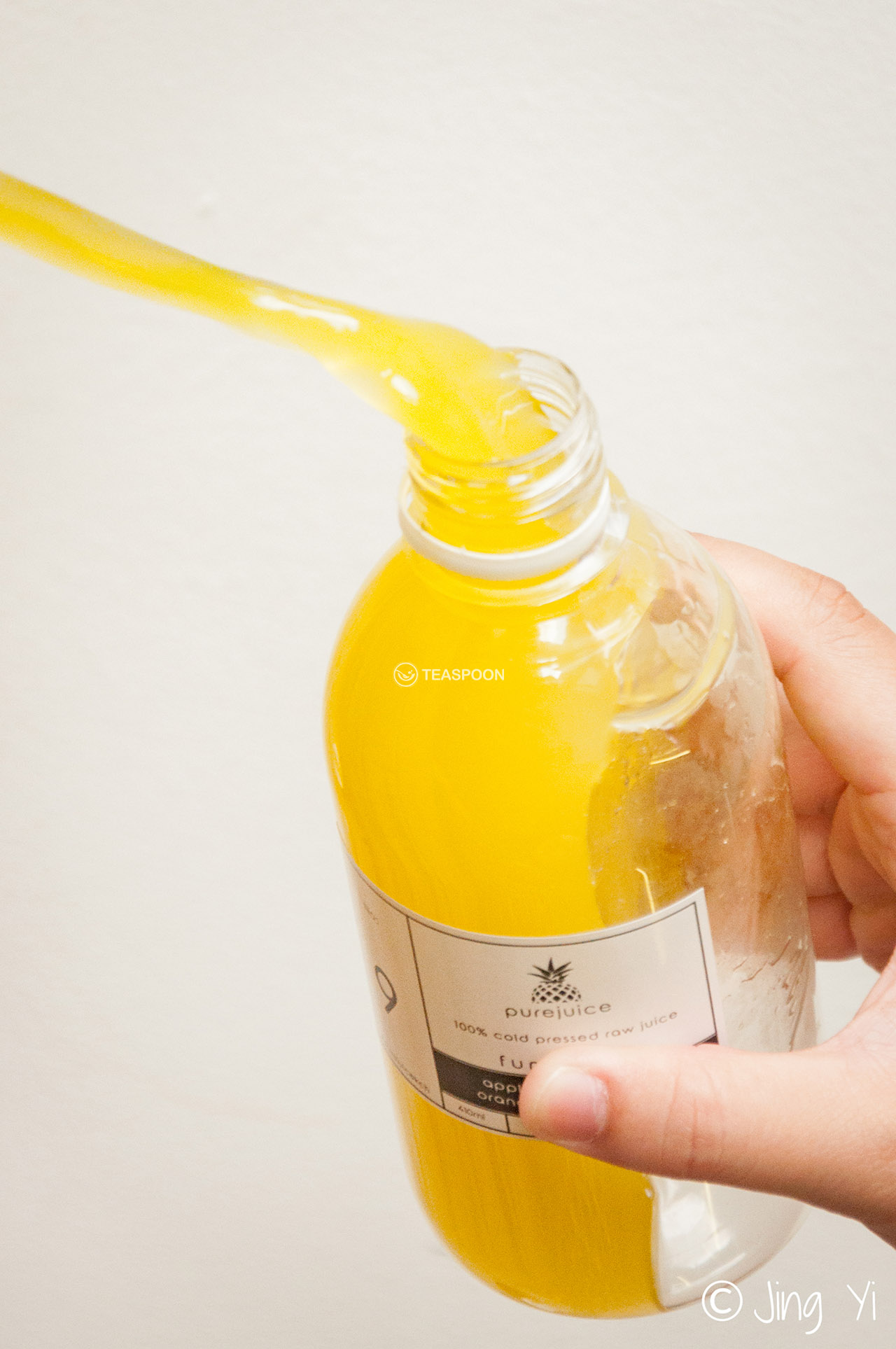 Juice pouring (6)