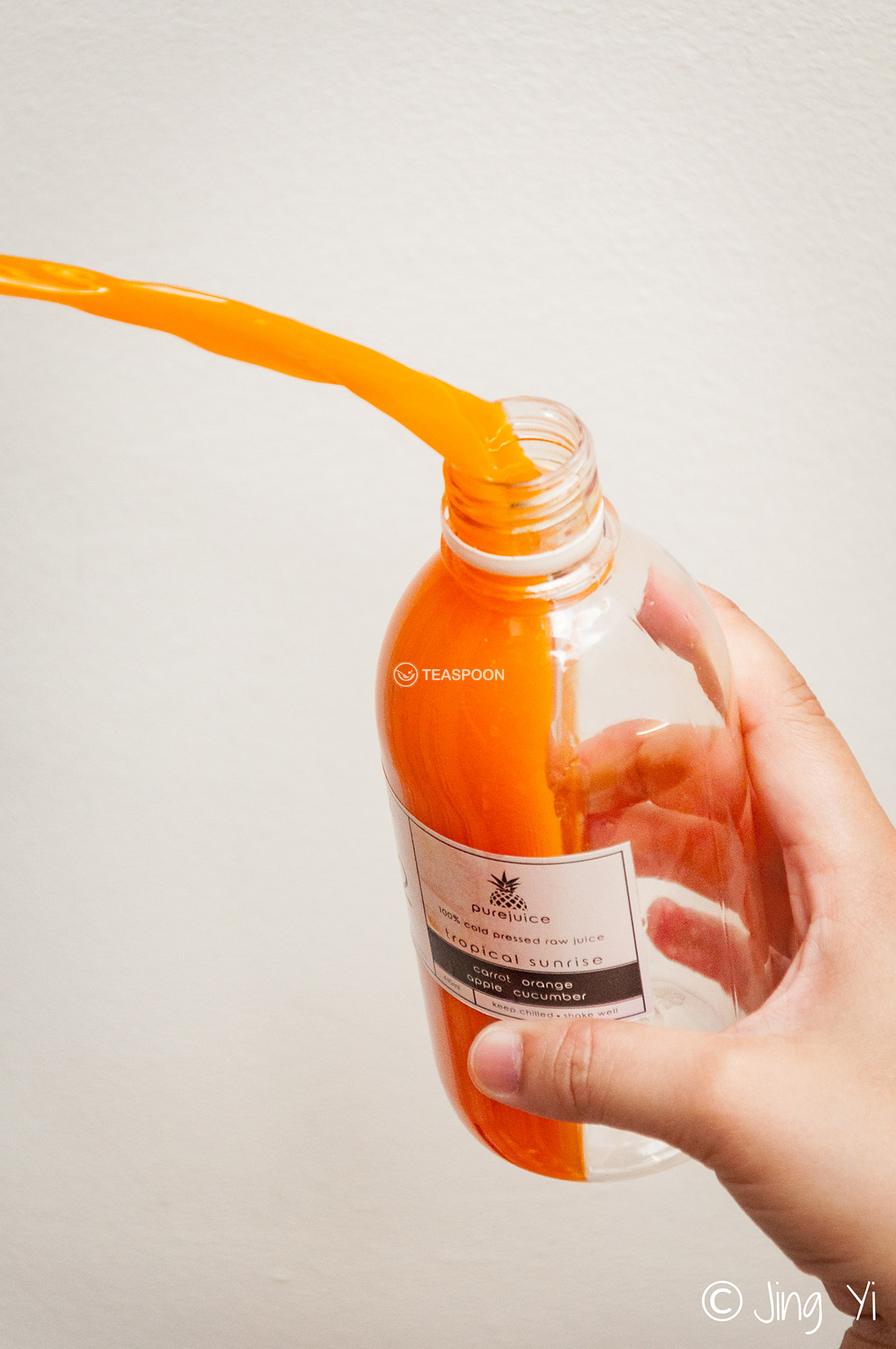 Juice pouring (9)