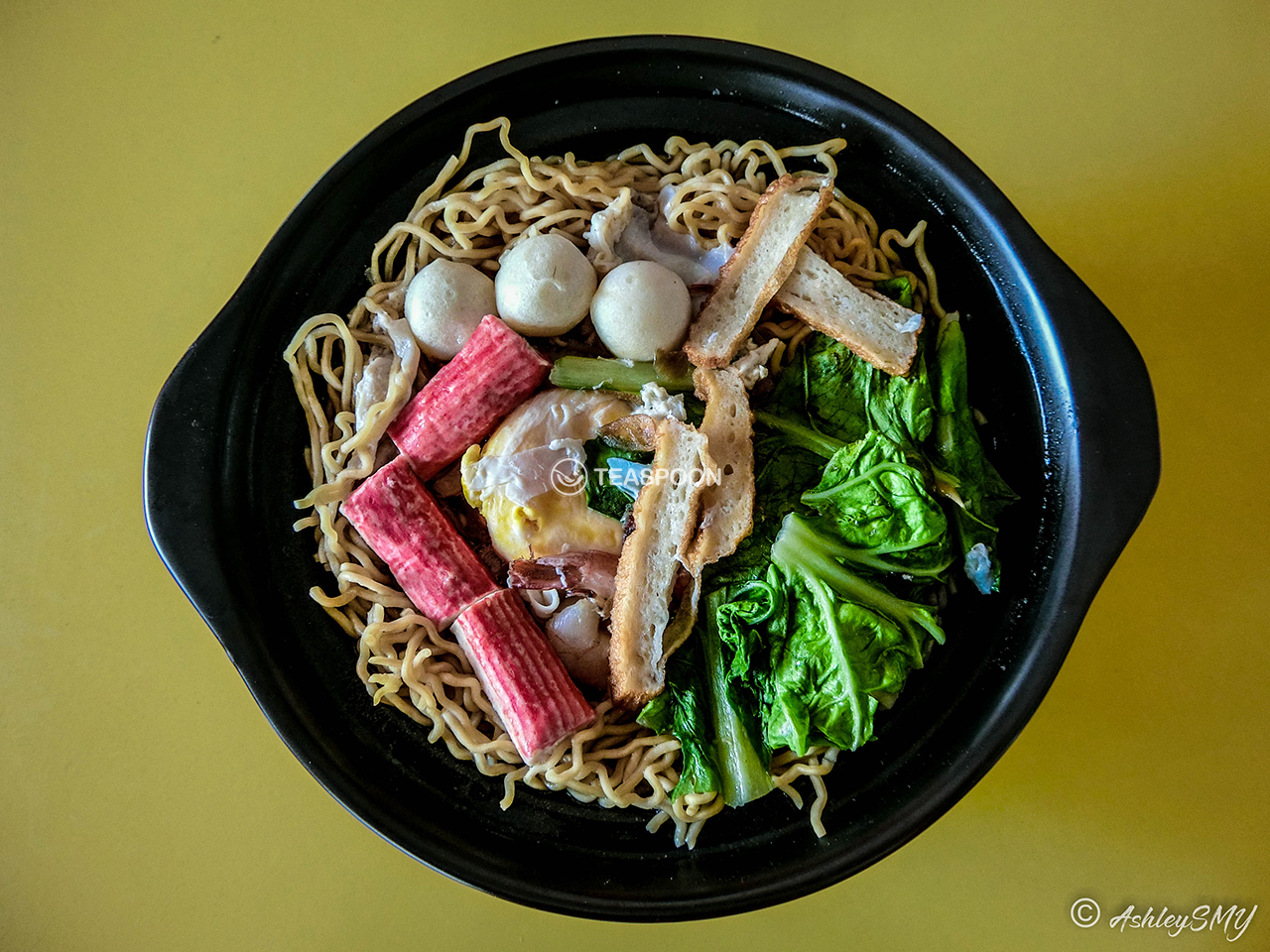Seafood Claypot Mee copy