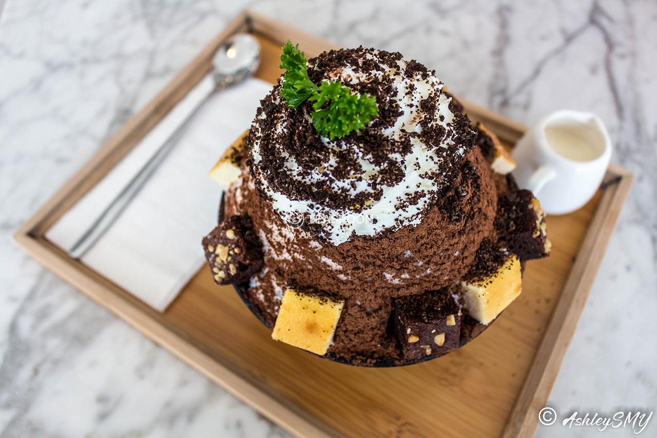 Oreo Cheesecake Bingsu